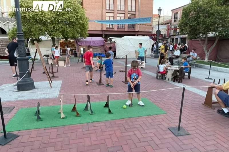 El Mercado Barroco comenzaba su actividad este viernes