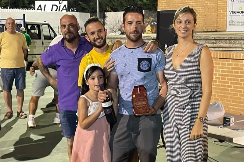 Eo parque La Huerta acogía el torneo Interpeñas de calva y rana 