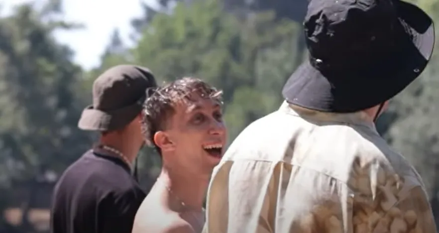 Foto 3 - Yann lanza el tema &lsquo;Otro D&iacute;a&rsquo; con un refrescante videoclip