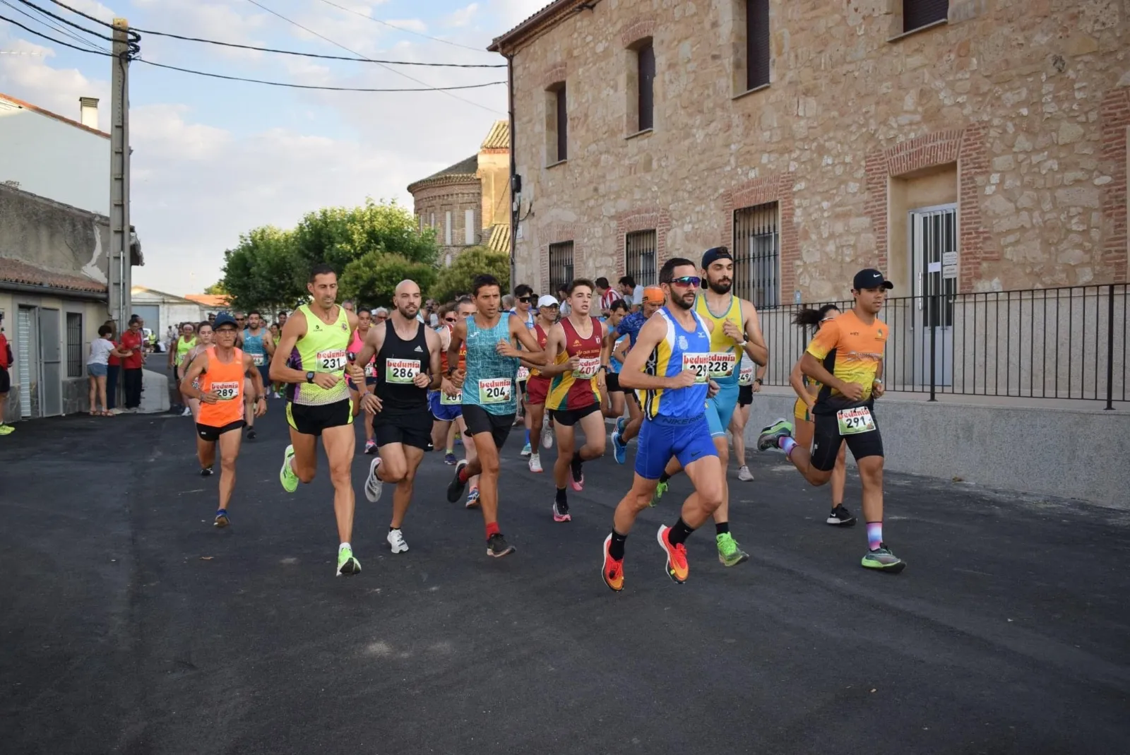 La XIII Carrera Popular de Villar de Gallimazo volvía a las calles este sábado