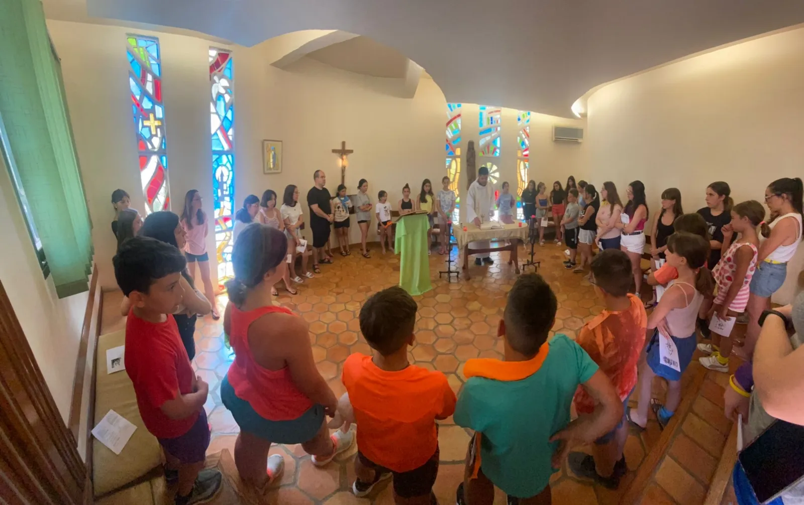 El arciprestazgo de Peñaranda ha realizado un nuevo campamento de verano cerca de Gandía