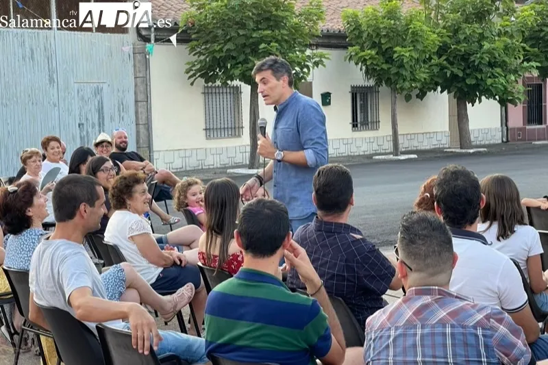 Luis Larrodera ofrecía una original actuación en El Campo de Peñaranda 
