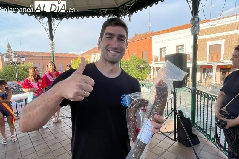 La Plaza de España acogía la tradicional gincana de peñas de ferias