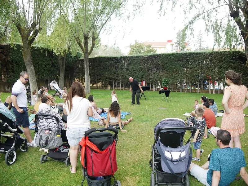 Los más pequeños disfrutan de las actividades programadas en Carbajosa