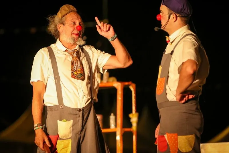 Obra de teatro familiar 'Bricomanazas' en Carbajosa de la Sagrada