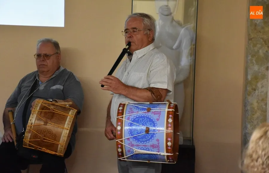 Foto 6 - Recordada con poes&iacute;a y m&uacute;sica la mirobrigense Mar&iacute;a Luisa D&iacute;ez Caridad
