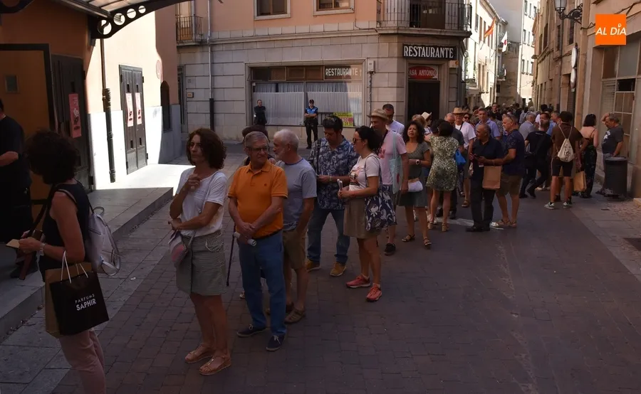 Foto 4 - Nao D&rsquo;Amores se vuelve a encargar, junto a la Compa&ntilde;&iacute;a Nacional de Teatro Cl&aacute;sico, de subir el tel&oacute;n