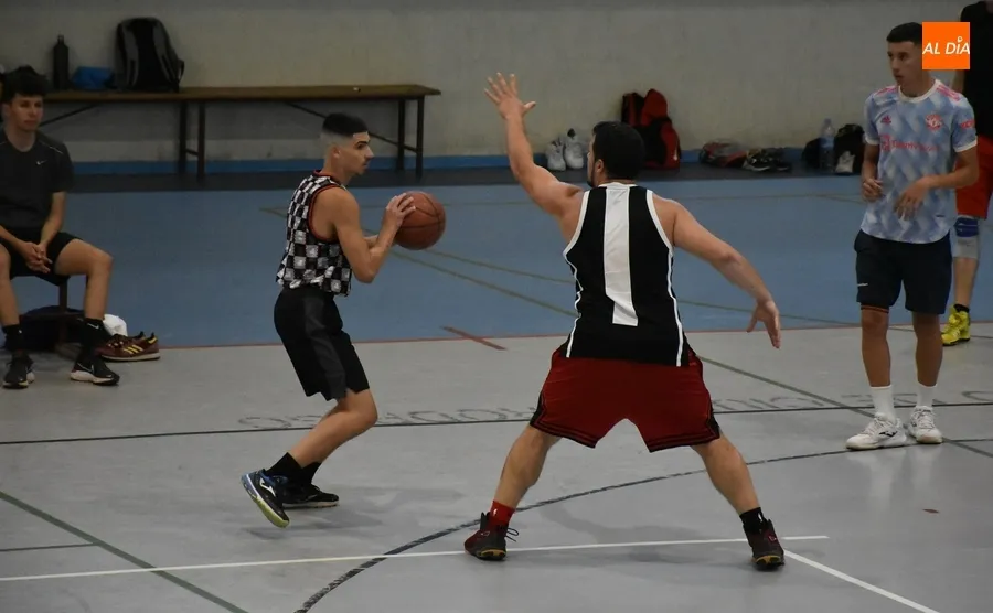 Foto 11 - Doce equipos toman parte en el recuperado Torneo 3x3 de Basket