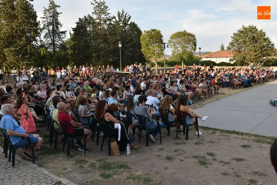 Foto 6 - El gran esp&iacute;ritu callejero de la Feria de Ciudad Rodrigo est&aacute; de vuelta