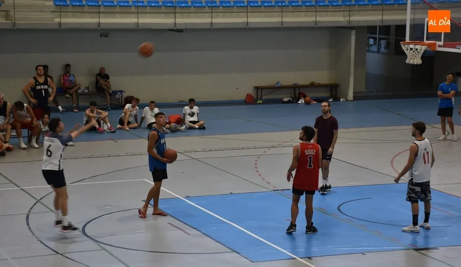 Foto 7 - CB Pumas y Finito y Mayores se proclaman campeones del Torneo 3x3 de Basket