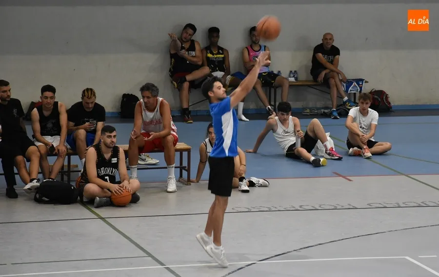 Foto 8 - CB Pumas y Finito y Mayores se proclaman campeones del Torneo 3x3 de Basket