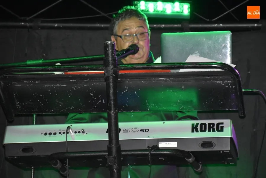 Foto 7 - El D&uacute;o Weton cierra el ciclo de actuaciones musicales nocturnas