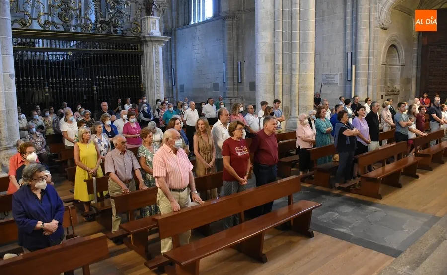 Foto 5 - Concurrida celebraci&oacute;n eucar&iacute;stica de la patrona de la Seo Civitatense