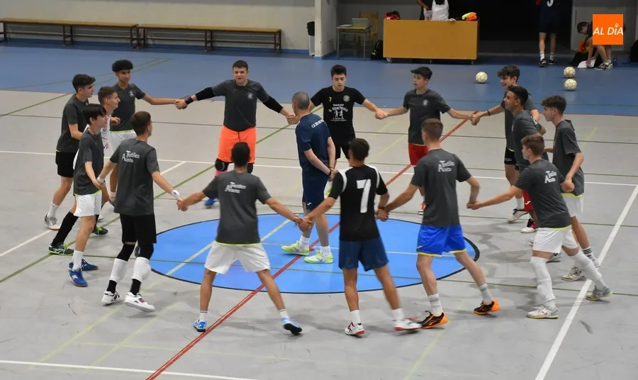 Foto 7 - Echa a andar el III Juvenil, que volver&aacute; a tener como t&eacute;cnico a Alejandro M&aacute;rquiz