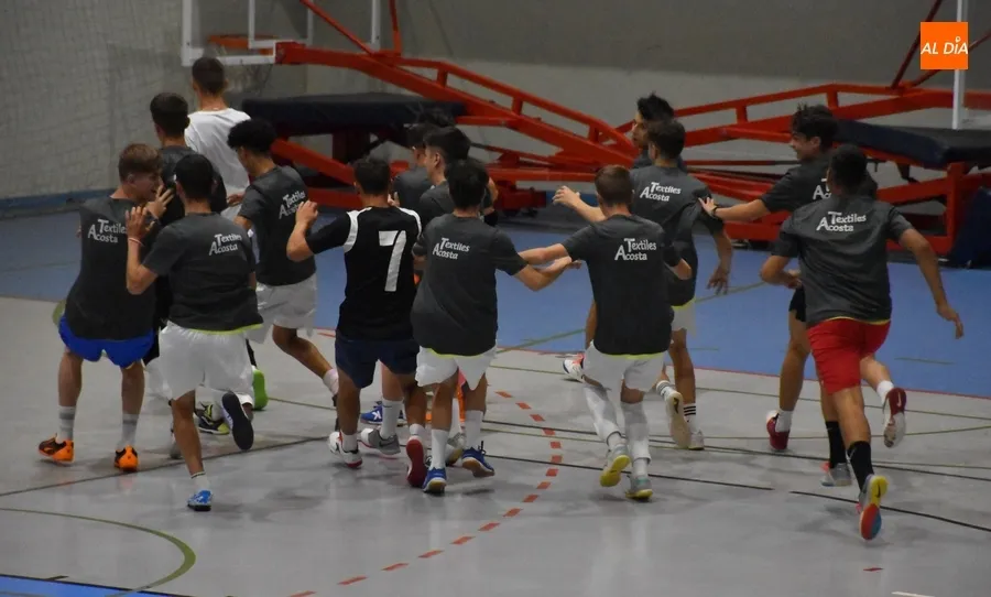 Foto 8 - Echa a andar el III Juvenil, que volver&aacute; a tener como t&eacute;cnico a Alejandro M&aacute;rquiz