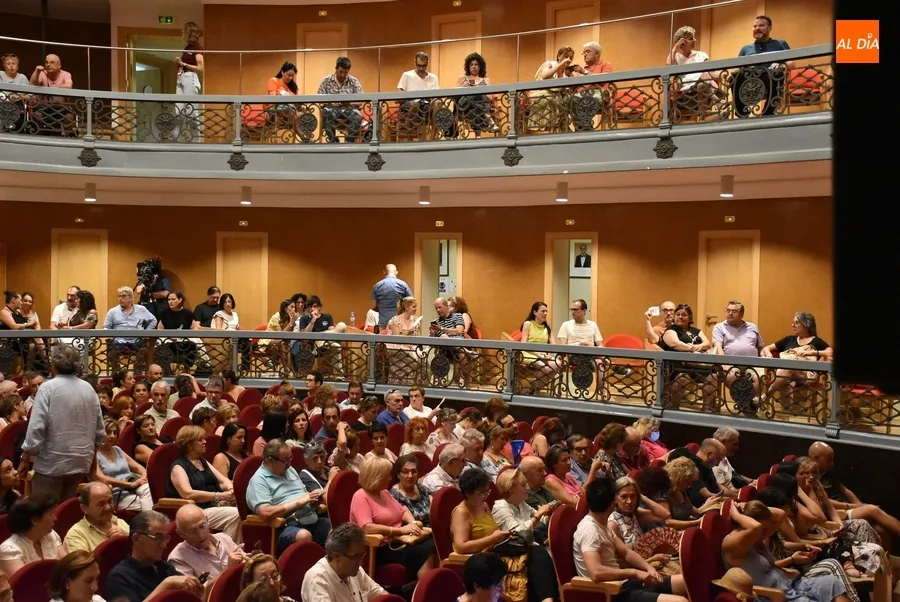 Foto 4 - Los hermanos del Cid relatan su historia con la compa&ntilde;&iacute;a musical de La Musga&ntilde;a