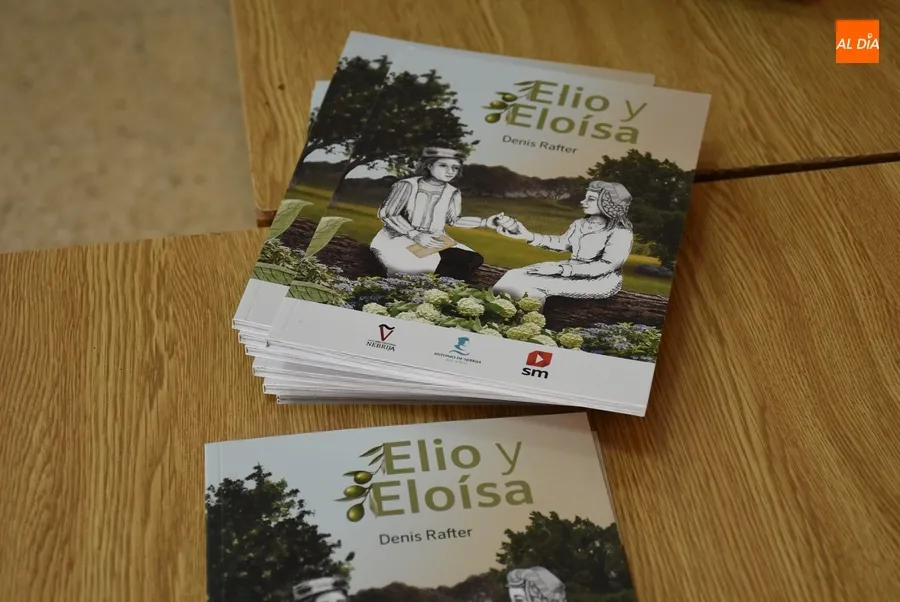 Foto 7 - Denis Rafter presenta el libro en el que ha basado su espect&aacute;culo &lsquo;Elio y Elo&iacute;sa&rsquo; del Divierteatro
