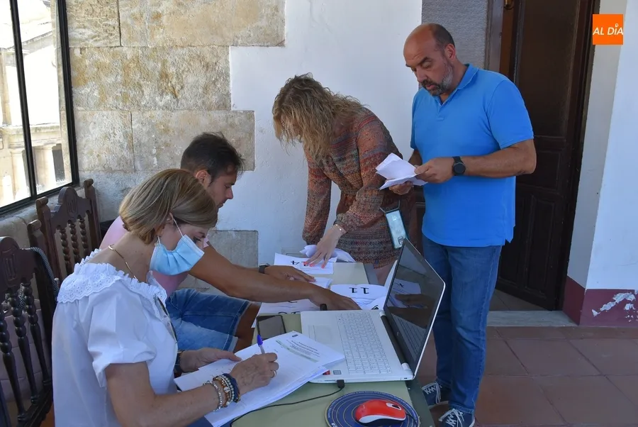 Foto 5 - Elegidos 5 finalistas para anunciar el Carnaval del Toro 2023