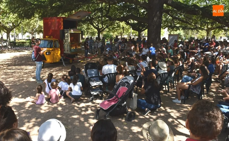 Foto 3 - El Teatro Tuk Tuk se estrena en Espa&ntilde;a en la Feria de Ciudad Rodrigo