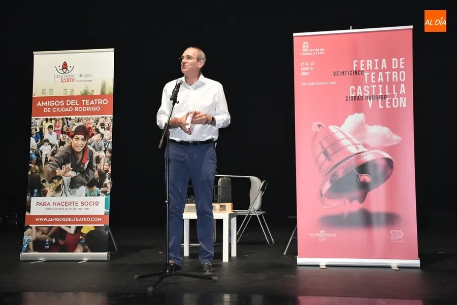 Foto 3 - La Asociaci&oacute;n de Amigos del Teatro entrega los galardones a las mejores obras de 2021