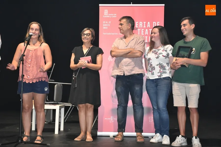 Foto 8 - La Asociaci&oacute;n de Amigos del Teatro entrega los galardones a las mejores obras de 2021