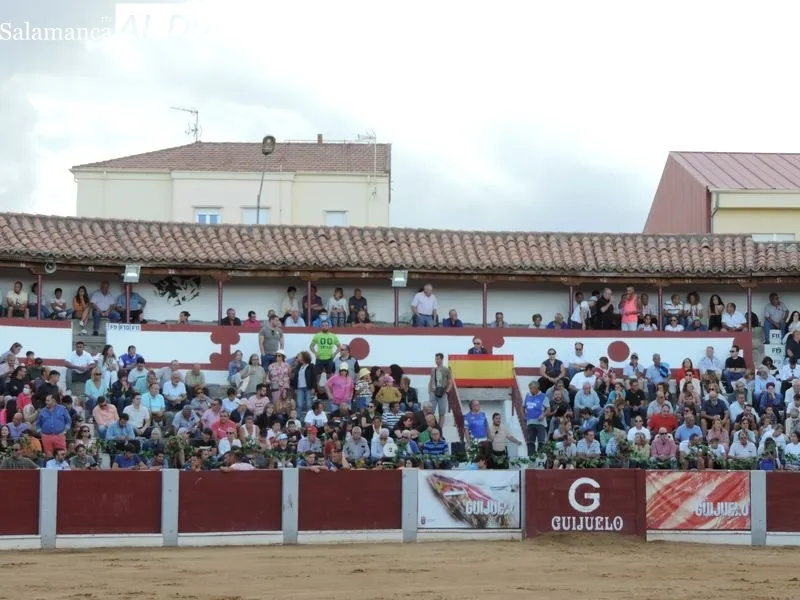 Foto 18 - Dani Alonso brilla y se impone en la segunda semifinal del Castellano de Oro