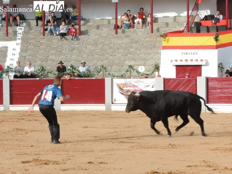 Foto 6 - Dani Alonso brilla y se impone en la segunda semifinal del Castellano de Oro