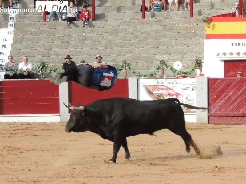 Foto 4 - Dani Alonso brilla y se impone en la segunda semifinal del Castellano de Oro