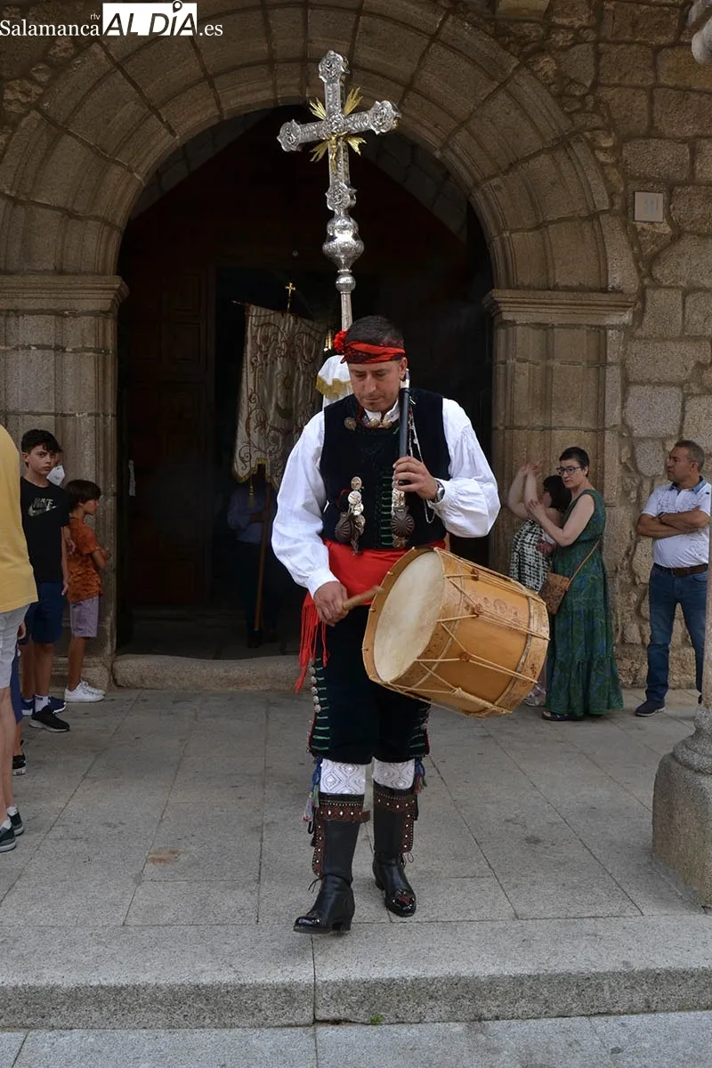 Foto 4 - San Mart&iacute;n del Casta&ntilde;ar honra a su patrona