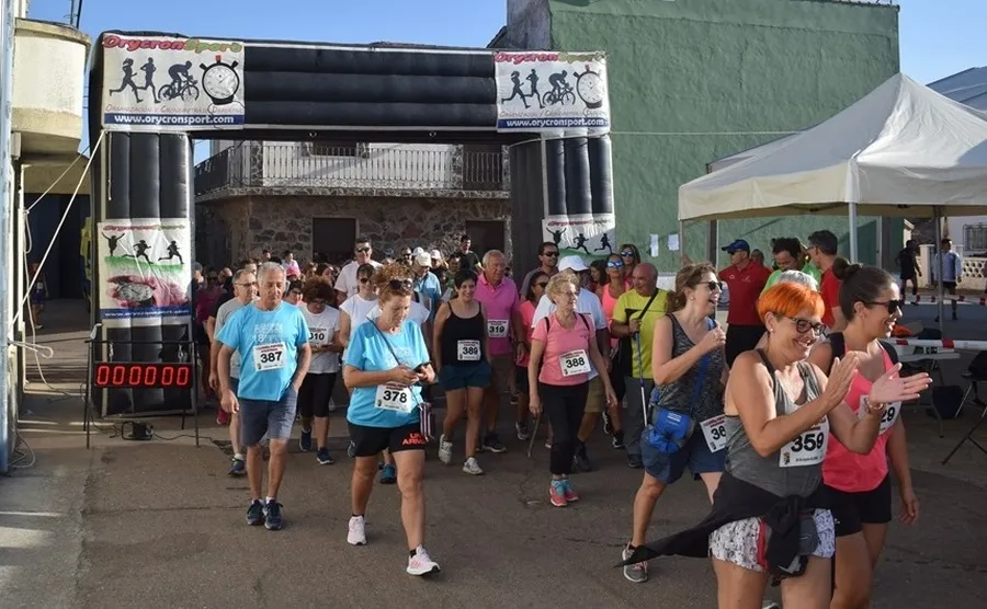 Foto 5 - Morasverdes estrena su Carrera Popular a beneficio de la AECC