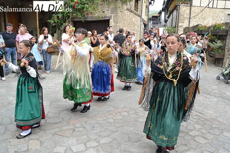 Foto 9 - San Mart&iacute;n del Casta&ntilde;ar honra a su patrona