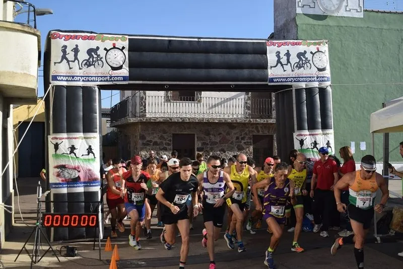 Foto 8 - Morasverdes disfruta con una competida I Carrera Popular