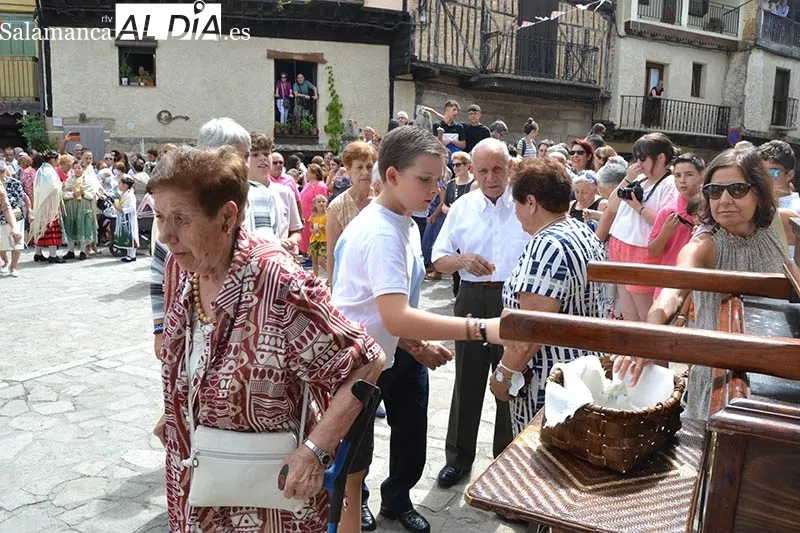 Foto 12 - San Mart&iacute;n del Casta&ntilde;ar honra a su patrona