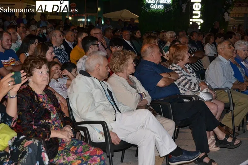 Foto 7 - Emocionante noche en Guijuelo con el preg&oacute;n y elecci&oacute;n de la Reina de las Fiestas de 2022