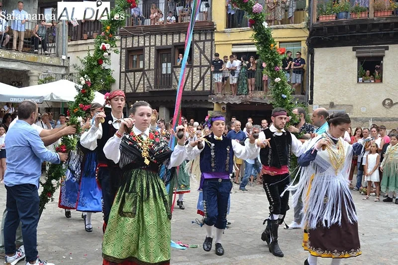 Foto 6 - San Mart&iacute;n del Casta&ntilde;ar honra a su patrona