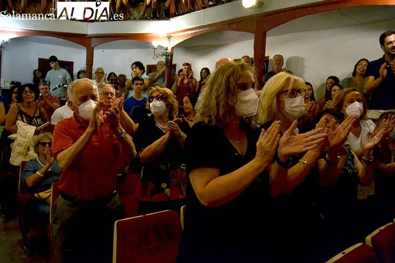 Foto 9 - La puesta en valor de las peculiaridades de Sequeros en el preg&oacute;n de 2022