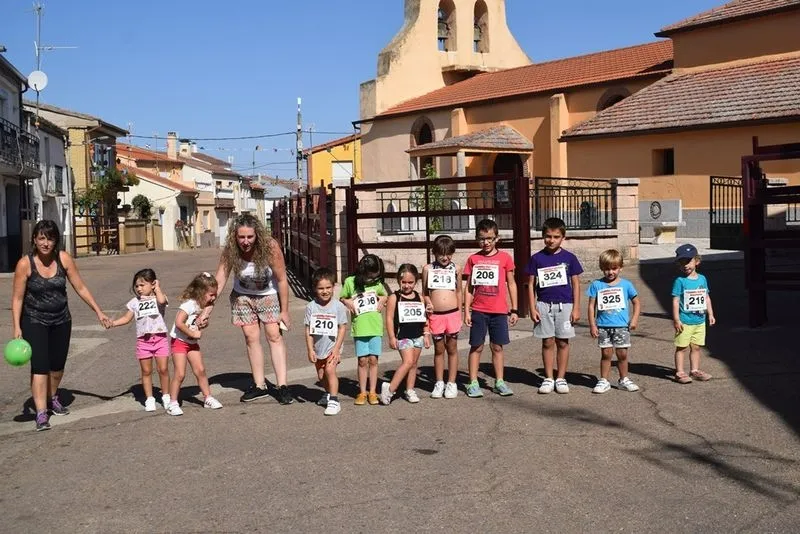 Foto 3 - Morasverdes disfruta con una competida I Carrera Popular