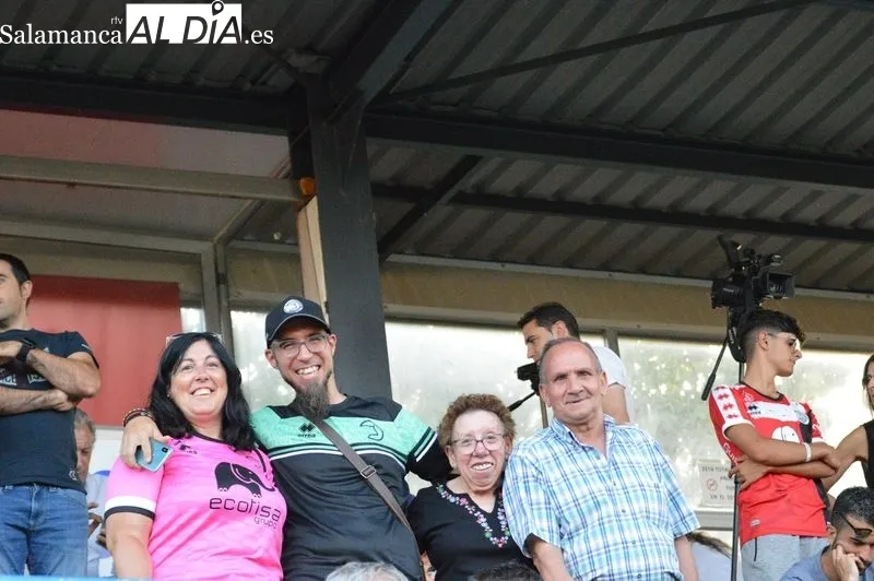 Galería de público en el San Casto / Fotos: Elena Esteban