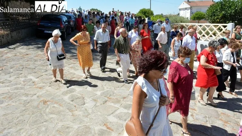 La imagen de La Virgen de la Asunción fue llevada en procesión por las calles de la villa