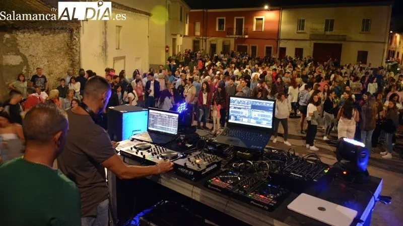 Noche de música con los DJ's de Lumbrales
