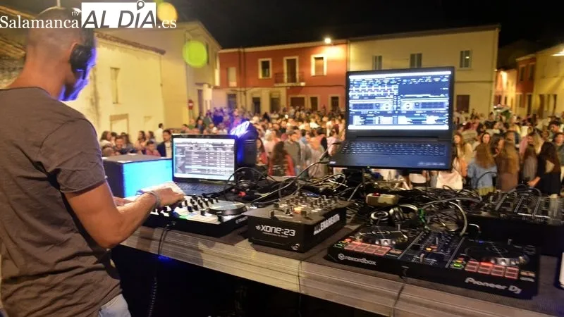 Noche de música con los DJ's de Lumbrales