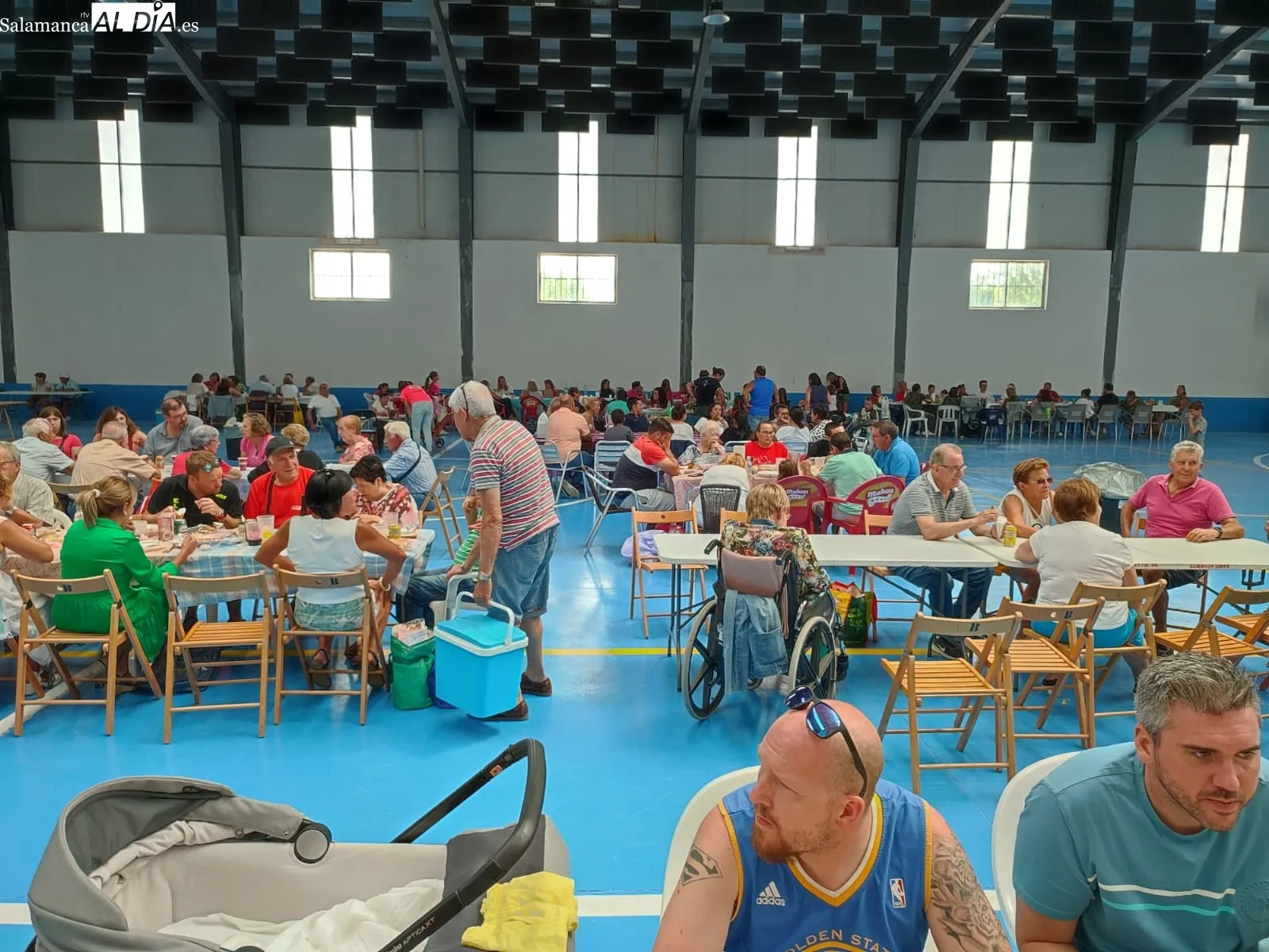 Babilafuente ha celebrado una paellada multitudinaria