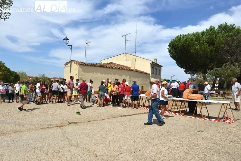 Baleo cantó para reivindicar el papael fundamental qeu ha jugado la mujer en la difusión del folclore y la cultura tradicional / FOTOS: ERNESTO MARTÍN RENGEL 