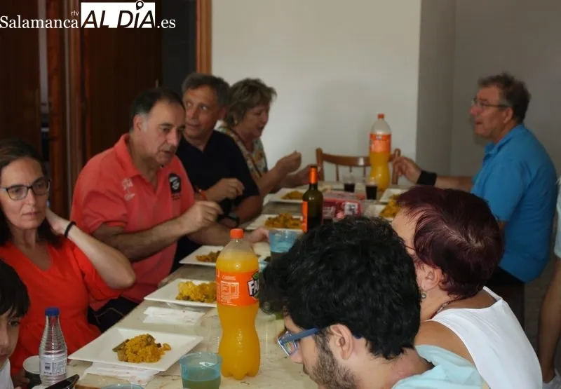 Una paella ponía en Gema el punto final a las fiestas de las Madrinas