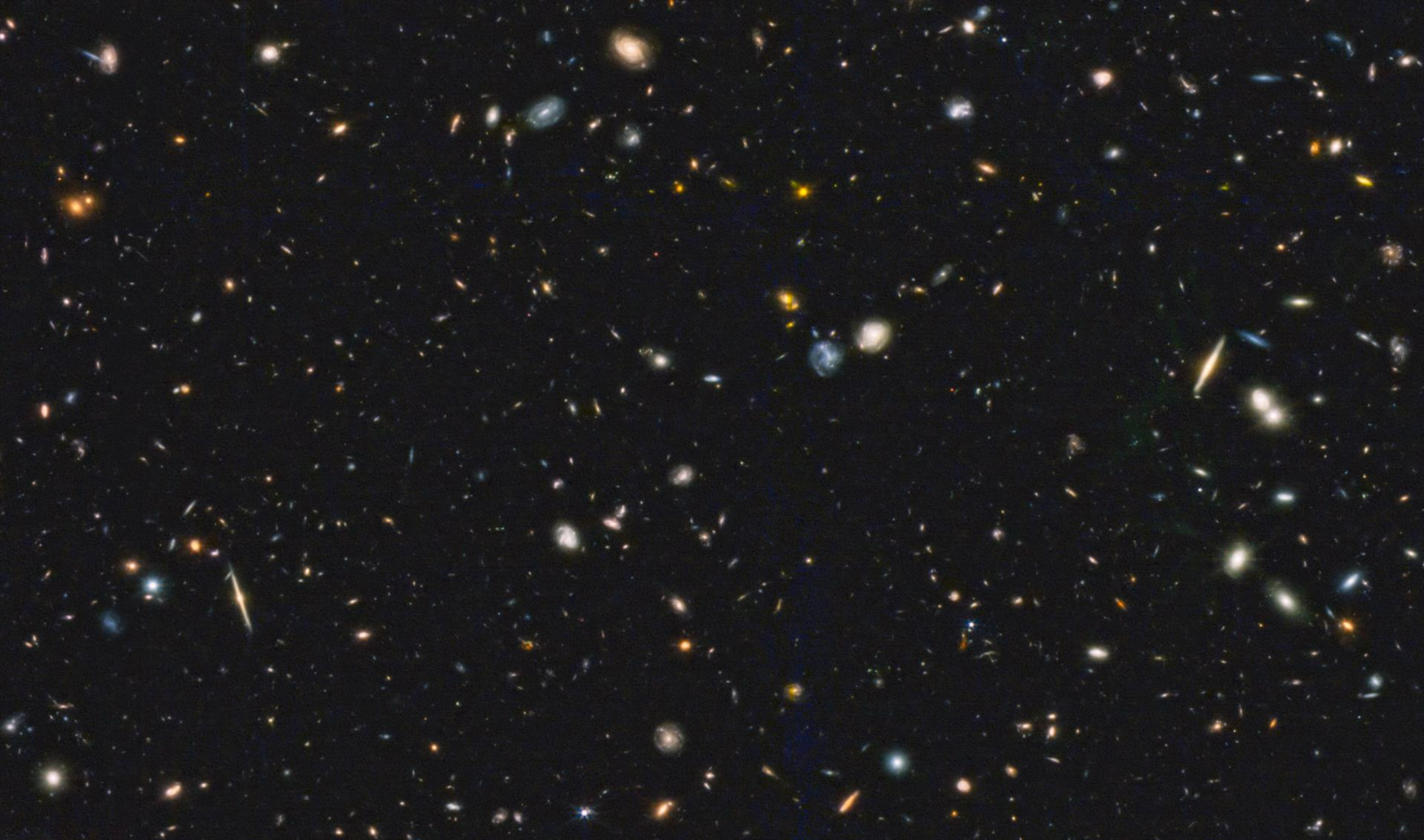 Las novedosas imágenes muestran galaxias de múltiples formas y tamaños, cercanas, más distantes y la que puede ser Una de las galaxias más lejanas jamás observadas / EP