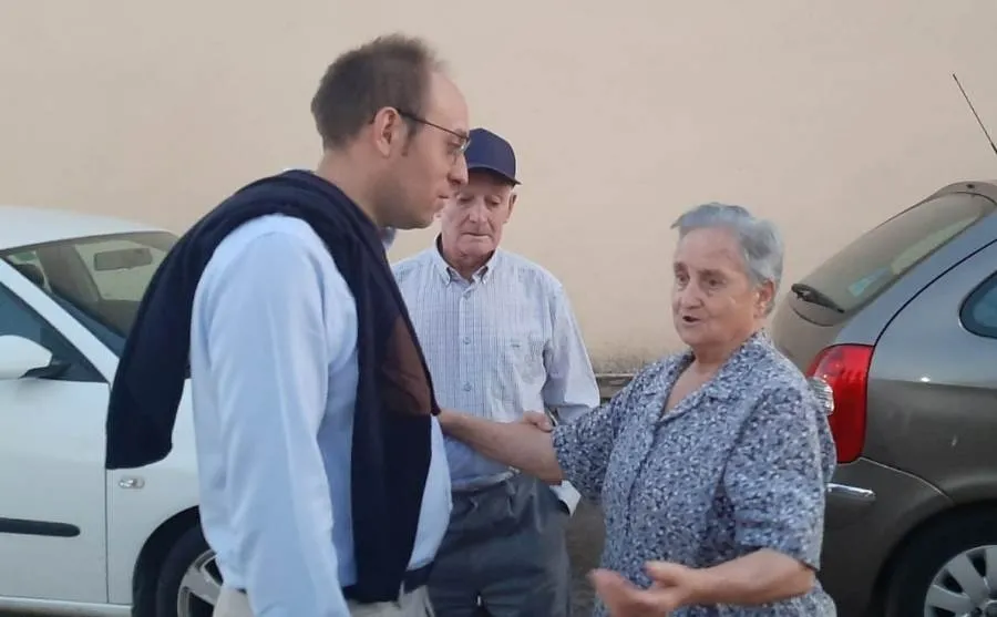 Foto 4 - Guadapero homenajea a Rafael Comu&ntilde;as en reconocimiento a todos los que lucharon contra el fuego