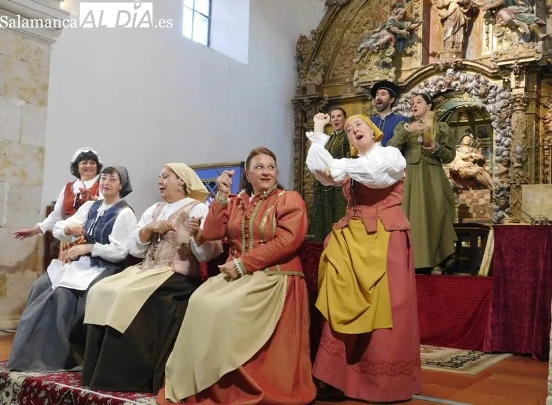 Representación en Golpejas de la obra 'Buscando a Nebrija' por el grupo Lazarillo de Tormes 