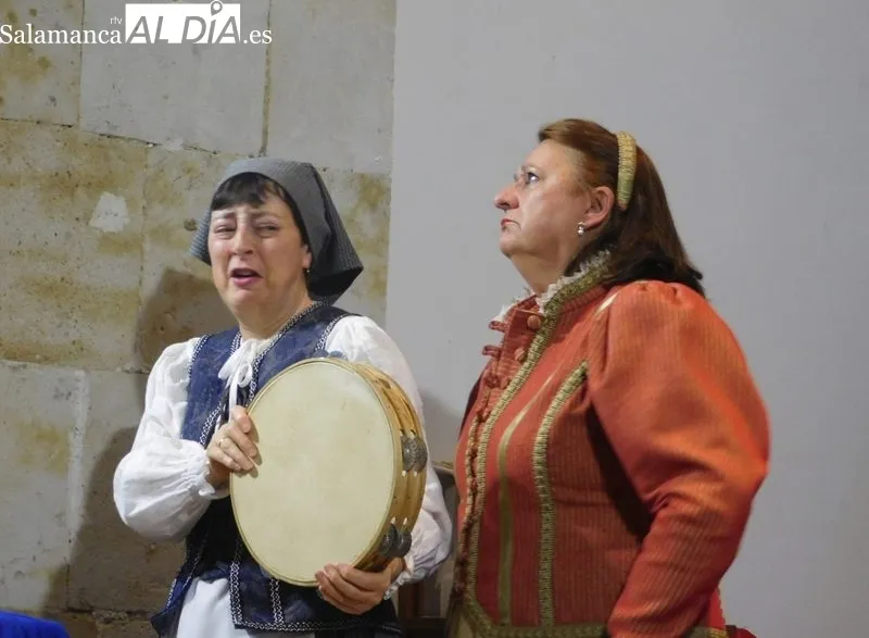 Representación en Golpejas de la obra 'Buscando a Nebrija' por el grupo Lazarillo de Tormes 