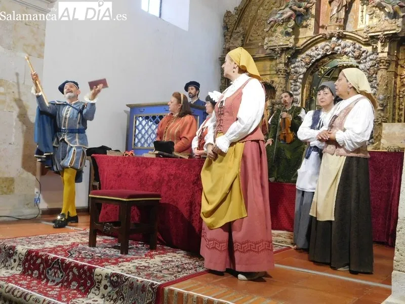 Representación en Golpejas de la obra 'Buscando a Nebrija' por el grupo Lazarillo de Tormes 