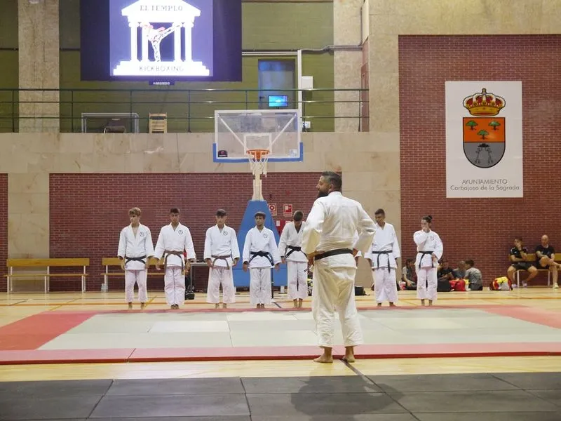 I Hard Training Solidario en el pabellón de Carbajosa de la Sagrada